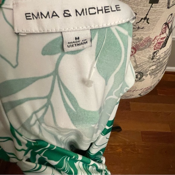 Emma & Michele Green and White Leaf Pattern Dress - Picture 4 of 8